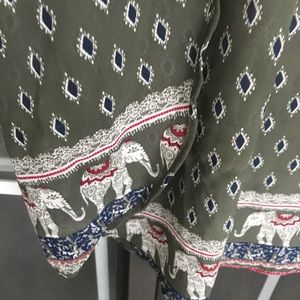 Stunning kimono by Live4Truth size XL